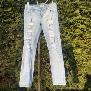 Nordstrom BP Light Wash StraightLeg Holes Jeans 27
